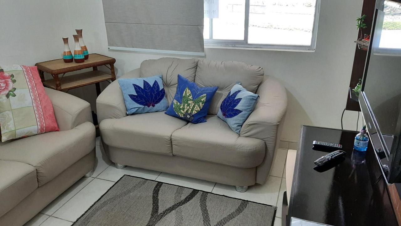 Lindo Apartamento Enseada グァルジャー エクステリア 写真