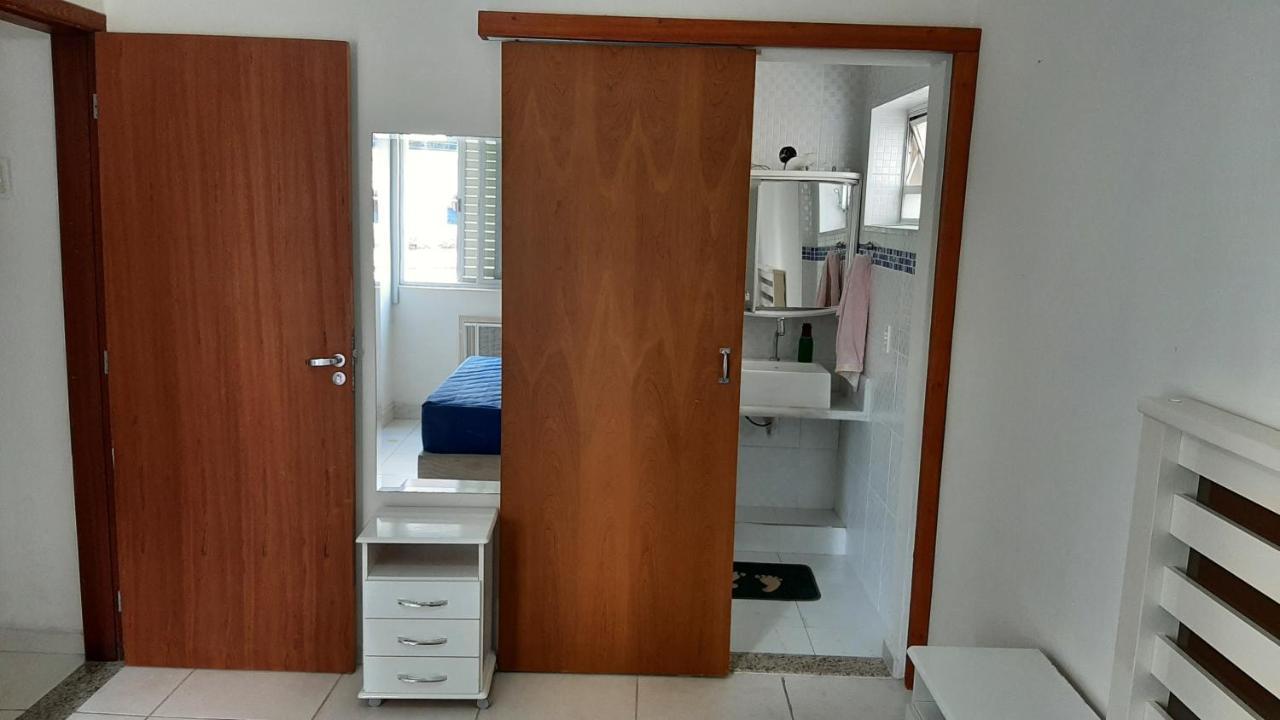 Lindo Apartamento Enseada グァルジャー エクステリア 写真