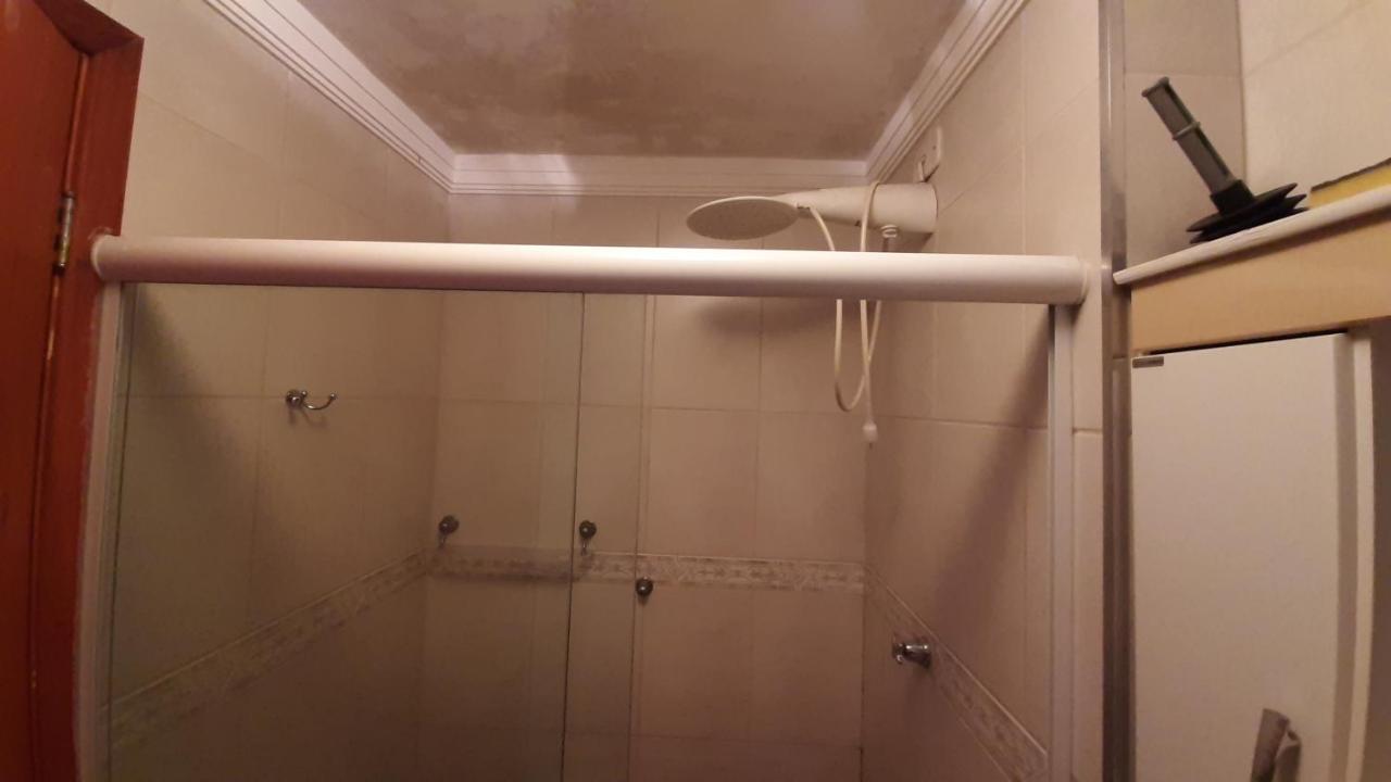 Lindo Apartamento Enseada グァルジャー エクステリア 写真