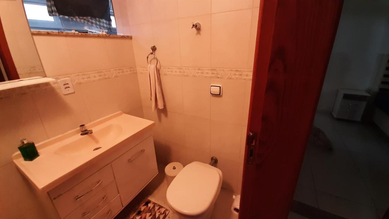 Lindo Apartamento Enseada グァルジャー エクステリア 写真