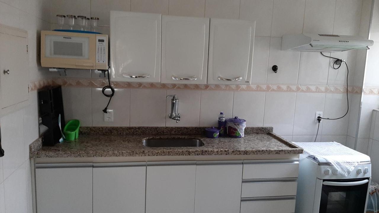 Lindo Apartamento Enseada グァルジャー エクステリア 写真