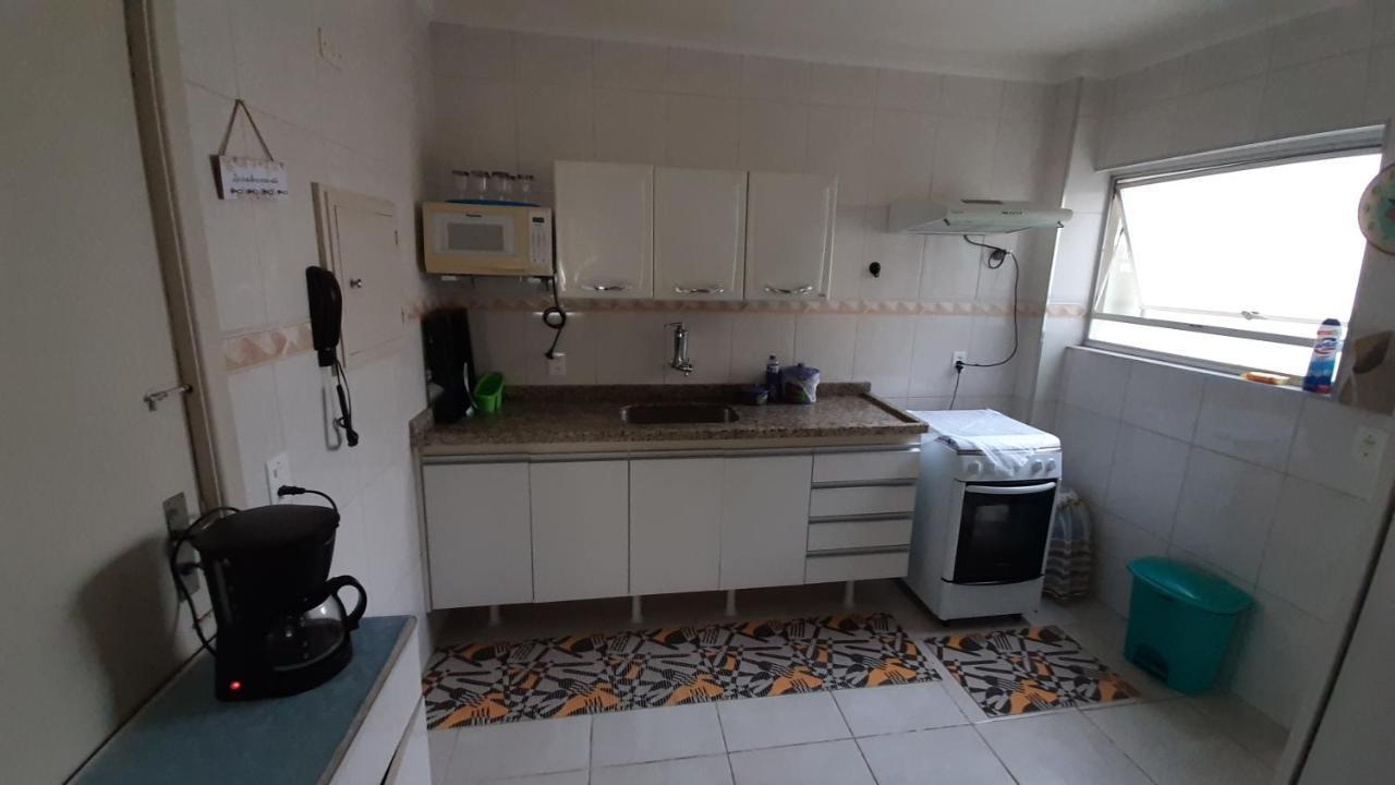 Lindo Apartamento Enseada グァルジャー エクステリア 写真